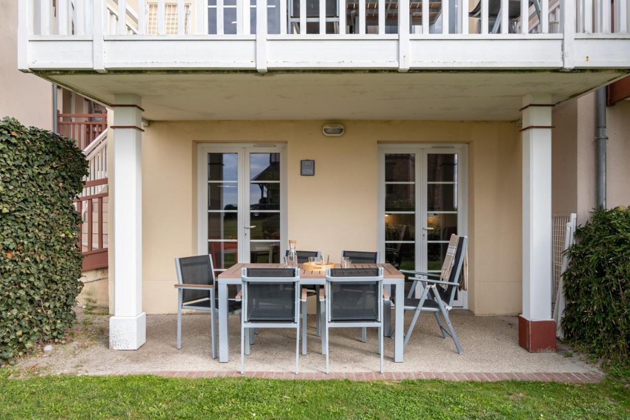 Pierre & Vacances Premium Residence De La Plage Le Crotoy Exterior photo